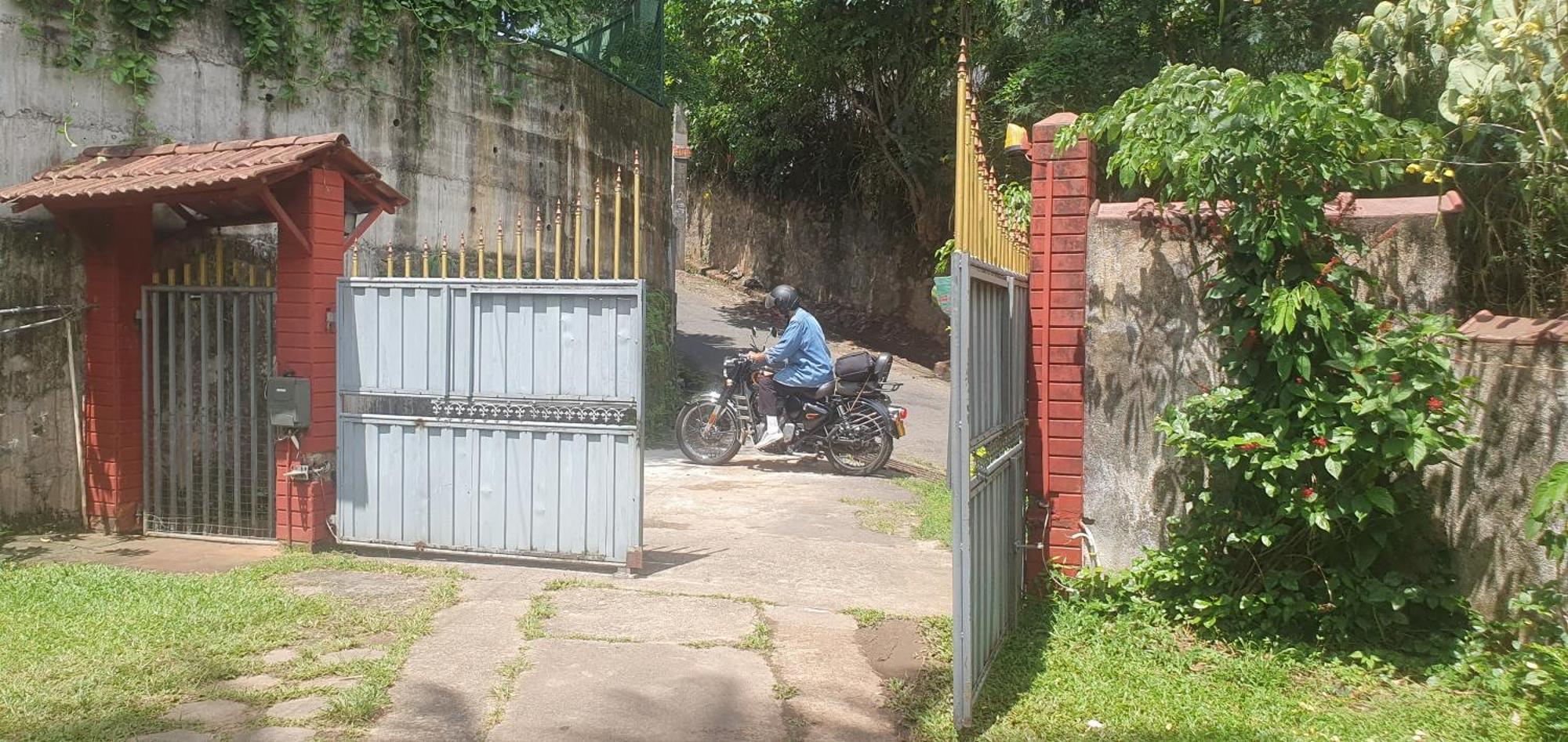 No 06 Veediya Bandara Lane Bahirawakanda แคนดี้ ภายนอก รูปภาพ